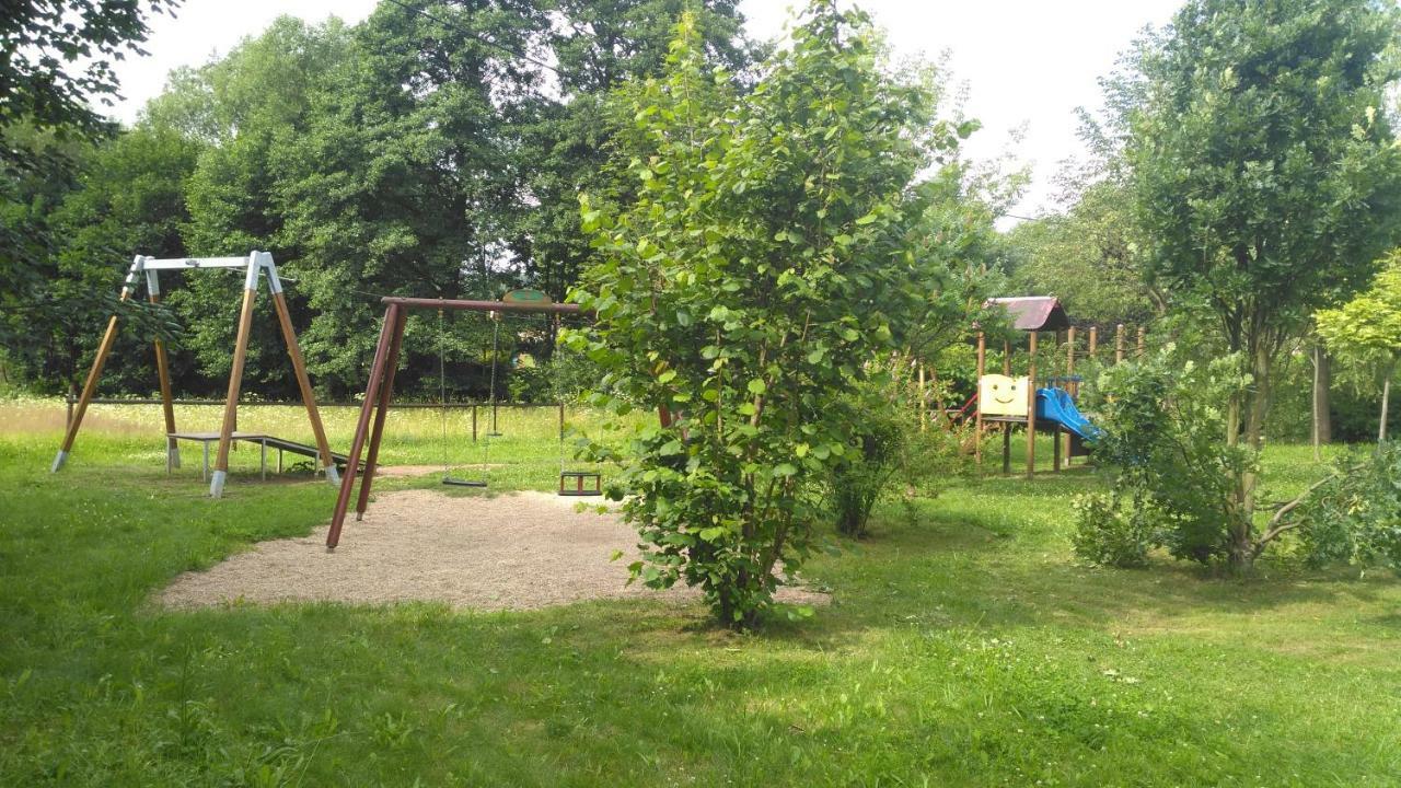 Ubytovani U Svecu U Adrspachu Jívka 外观 照片
